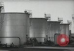 Standbild Richfield company Raffinerie Watson California USA, 1938, aus Sekunde 37 historischem Filmmaterial Videoclip 65675037516