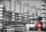 Standbild Richfield company Raffinerie Watson California USA, 1938, aus Sekunde 44 historischem Filmmaterial Videoclip 65675037516