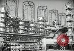Standbild Richfield company Raffinerie Watson California USA, 1938, aus Sekunde 51 historischem Filmmaterial Videoclip 65675037516