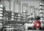 Standbild Richfield company Raffinerie Watson California USA, 1938, aus Sekunde 53 historischem Filmmaterial Videoclip 65675037516
