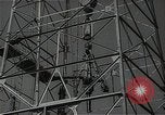 Standbild Richfield company Raffinerie Watson California USA, 1938, aus Sekunde 21 historischem Filmmaterial Videoclip 65675037517