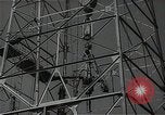 Standbild Richfield company Raffinerie Watson California USA, 1938, aus Sekunde 24 historischem Filmmaterial Videoclip 65675037517