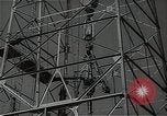 Standbild Richfield company Raffinerie Watson California USA, 1938, aus Sekunde 27 historischem Filmmaterial Videoclip 65675037517