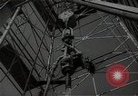 Standbild Richfield company Raffinerie Watson California USA, 1938, aus Sekunde 35 historischem Filmmaterial Videoclip 65675037517