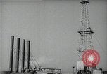Standbild Wildcat Ölfeld Watson California USA, 1938, aus Sekunde 9 historischem Filmmaterial Videoclip 65675037519