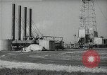 Standbild Wildcat Ölfeld Watson California USA, 1938, aus Sekunde 21 historischem Filmmaterial Videoclip 65675037519