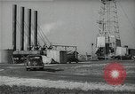 Standbild Wildcat Ölfeld Watson California USA, 1938, aus Sekunde 28 historischem Filmmaterial Videoclip 65675037519