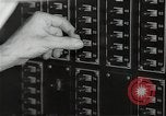 Standbild Richfield Ölraffinerie Watson California USA, 1938, aus Sekunde 7 historischem Filmmaterial Videoclip 65675037520