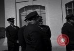 Image Warden et Officersl Alcatraz island California USA, 1947, de la seconde 12 séquences d'archives historiques vidéo 65675037522