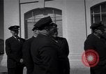 Image Warden et Officersl Alcatraz island California USA, 1947, de la seconde 14 séquences d'archives historiques vidéo 65675037522