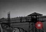 Image Warden et Officersl Alcatraz island California USA, 1947, de la seconde 56 séquences d'archives historiques vidéo 65675037522
