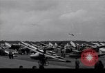 Image Le prince Philip duc d'Édimbourg au British National planeur Championships Hampshire Angleterre, 1967, de la seconde 25 séquences d'archives historiques vidéo 65675037537