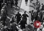 Image Le Lieutenant-général Courtney H Hodges Torgau Allemagne, 1945, de la seconde 10 séquences d'archives historiques vidéo 65675037538