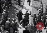 Image Le Lieutenant-général Courtney H Hodges Torgau Allemagne, 1945, de la seconde 11 séquences d'archives historiques vidéo 65675037538