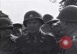 Image Le Lieutenant-général Courtney H Hodges Torgau Allemagne, 1945, de la seconde 23 séquences d'archives historiques vidéo 65675037538