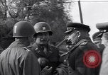 Image Le Lieutenant-général Courtney H Hodges Torgau Allemagne, 1945, de la seconde 54 séquences d'archives historiques vidéo 65675037538