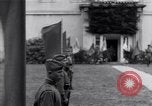 Image général Courtney Hodges Torgau Allemagne, 1945, de la seconde 14 séquences d'archives historiques vidéo 65675037539
