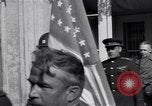Image général Courtney Hodges Torgau Allemagne, 1945, de la seconde 36 séquences d'archives historiques vidéo 65675037539