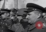Image général Courtney Hodges Torgau Allemagne, 1945, de la seconde 61 séquences d'archives historiques vidéo 65675037539