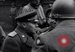 Immagine di Il Maggiore Generale Terry Allen Delitzsch Germania, 1945, secondo 30 filmato di repertorio 65675037542