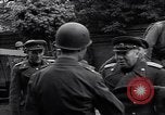 Immagine di Il Maggiore Generale Terry Allen Delitzsch Germania, 1945, secondo 44 filmato di repertorio 65675037542