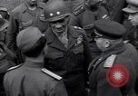 Immagine di Il Maggiore Generale Terry Allen Delitzsch Germania, 1945, secondo 55 filmato di repertorio 65675037542