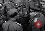 Immagine di Il Maggiore Generale Terry Allen Delitzsch Germania, 1945, secondo 58 filmato di repertorio 65675037542