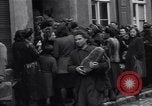 Immagine di Civili tedesco Delitzsch Germania, 1945, secondo 7 filmato di repertorio 65675037544