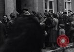 Immagine di Civili tedesco Delitzsch Germania, 1945, secondo 13 filmato di repertorio 65675037544