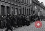 Immagine di Civili tedesco Delitzsch Germania, 1945, secondo 27 filmato di repertorio 65675037544