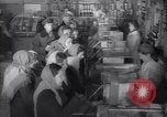 Immagine di Kreschatik negozio di alimentari Kiev Ucraina, 1947, secondo 41 filmato di repertorio 65675037546
