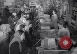 Immagine di Kreschatik negozio di alimentari Kiev Ucraina, 1947, secondo 46 filmato di repertorio 65675037546