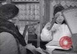 Immagine di Kreschatik negozio di alimentari Kiev Ucraina, 1947, secondo 55 filmato di repertorio 65675037546
