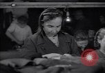 Immagine di Fabbrica di abbigliamento Bielorussia Minsk Unione Sovietica, 1947, secondo 55 filmato di repertorio 65675037547