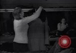 Immagine di Fabbrica di abbigliamento Bielorussia Minsk Unione Sovietica, 1947, secondo 61 filmato di repertorio 65675037547