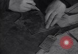 Immagine di Fabbrica di scarpe Bielorussia Minsk Unione Sovietica, 1947, secondo 27 filmato di repertorio 65675037548