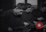 Immagine di Fabbrica di scarpe Bielorussia Minsk Unione Sovietica, 1947, secondo 50 filmato di repertorio 65675037548