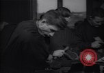 Immagine di Fabbrica di scarpe Bielorussia Minsk Unione Sovietica, 1947, secondo 57 filmato di repertorio 65675037548