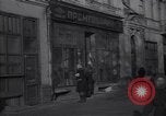 Immagine di Negozio di abbigliamento Kiev Ucraina, 1947, secondo 8 filmato di repertorio 65675037549