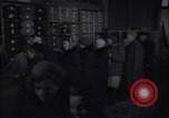 Immagine di Negozio di abbigliamento Kiev Ucraina, 1947, secondo 27 filmato di repertorio 65675037549