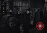 Immagine di Negozio di abbigliamento Kiev Ucraina, 1947, secondo 28 filmato di repertorio 65675037549