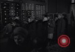 Immagine di Negozio di abbigliamento Kiev Ucraina, 1947, secondo 31 filmato di repertorio 65675037549