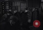 Immagine di Negozio di abbigliamento Kiev Ucraina, 1947, secondo 33 filmato di repertorio 65675037549