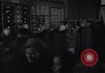 Immagine di Negozio di abbigliamento Kiev Ucraina, 1947, secondo 37 filmato di repertorio 65675037549