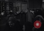 Immagine di Negozio di abbigliamento Kiev Ucraina, 1947, secondo 42 filmato di repertorio 65675037549
