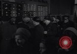Immagine di Negozio di abbigliamento Kiev Ucraina, 1947, secondo 54 filmato di repertorio 65675037549
