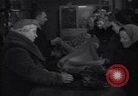 Immagine di Negozio di abbigliamento Kiev Ucraina, 1947, secondo 56 filmato di repertorio 65675037549