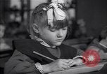 Standbild Klassenzimmer Minsk Belarus Sowjetunion, 1947, aus Sekunde 21 historischem Filmmaterial Videoclip 65675037550