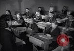 Standbild Klassenzimmer Minsk Belarus Sowjetunion, 1947, aus Sekunde 59 historischem Filmmaterial Videoclip 65675037550