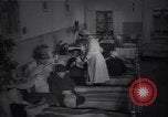 Immagine di Old ladies home Kiev Ucraina, 1947, secondo 30 filmato di repertorio 65675037553